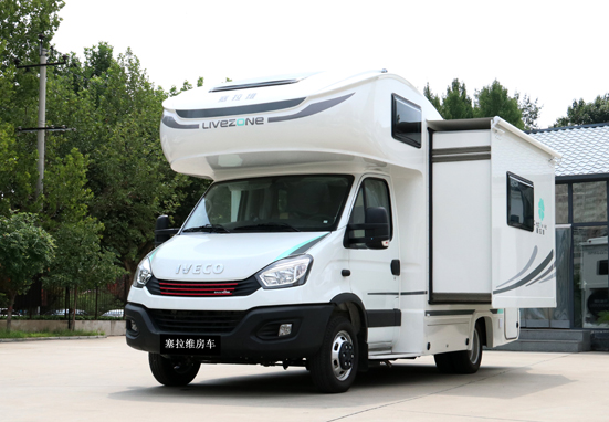 要大空間也更舒適，這樣的房車很棒