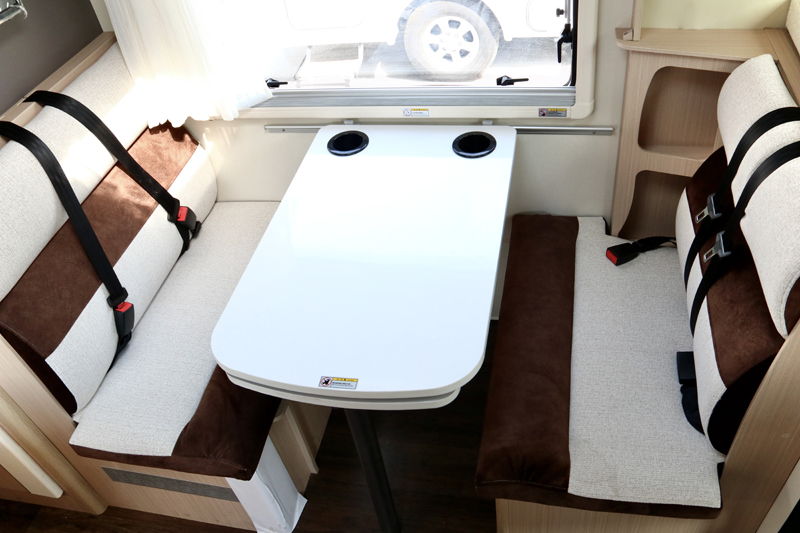 買房車為什么買四驅房車？都有哪些款式可選