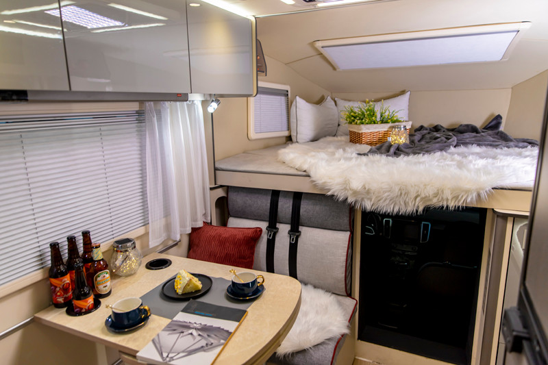 覽眾自由炮登陸上海汽車展長城展臺(tái)