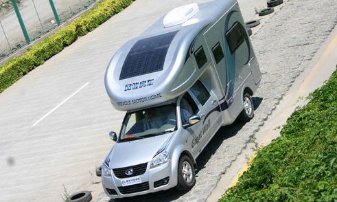 你沒看錯，歡迎來到2012年的房車世界！