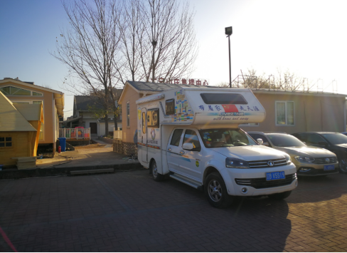 你沒看錯，歡迎來到2012年的房車世界！