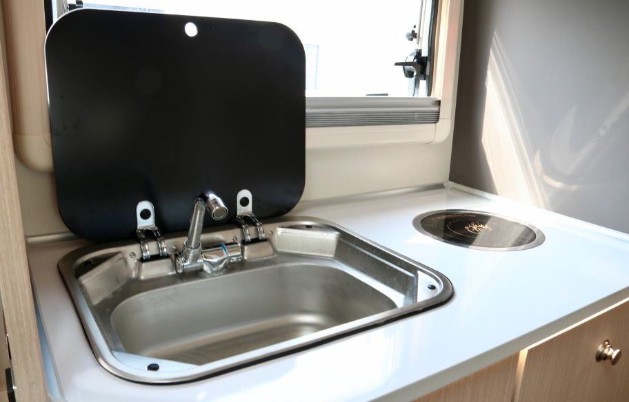 分時(shí)四驅(qū)、超大空間、一代經(jīng)典——風(fēng)駿C7！